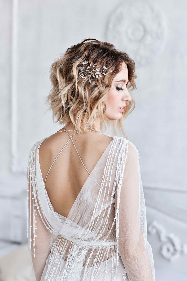 above shoulder length curly bob wedding hairstyles